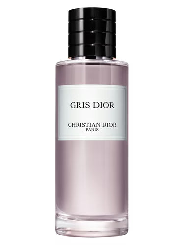 Gris Dior – Elegance in Contrast